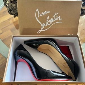 CHRISTIAN LOUBOUTIN Décolleté 554 100 patent-leather pumps